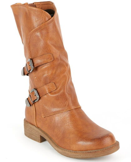 Μποτάκια με διακοσμητικά λουράκια στο πλάι